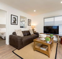 Sleeping in Style - Central  Sophisticated - Australia Accommodation
