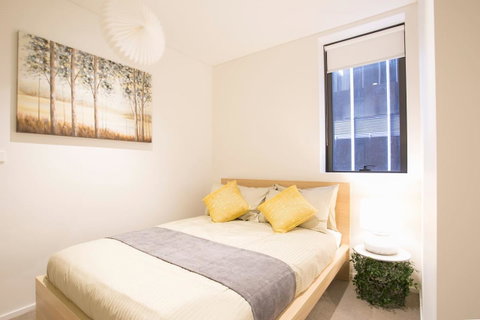 Newly Settled Three Bedrooms Apartment In CBD - Australia Accommodation 1