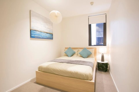 Newly Settled Three Bedrooms Apartment In CBD - Australia Accommodation 12