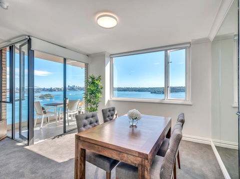 Panoramic Harbour Views And Unbeatable Comfort - Australia Accommodation 6