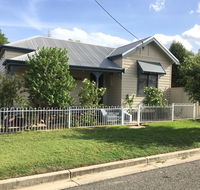Caledonia Cottage - Australia Accommodation