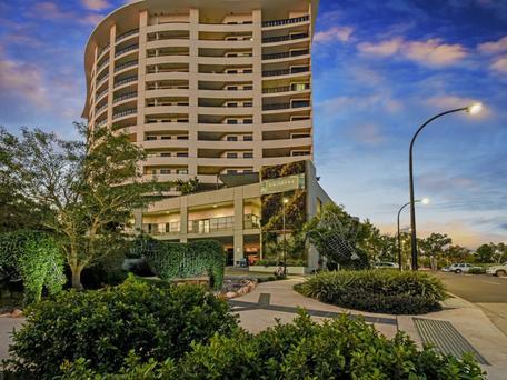 Nomikis\'On The Avenue - Australia Accommodation 1