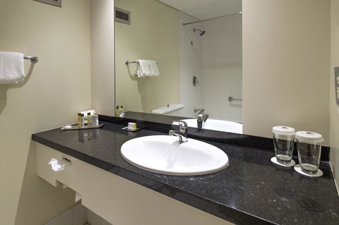 DoubleTree By Hilton Alice Springs - Australia Accommodation 22