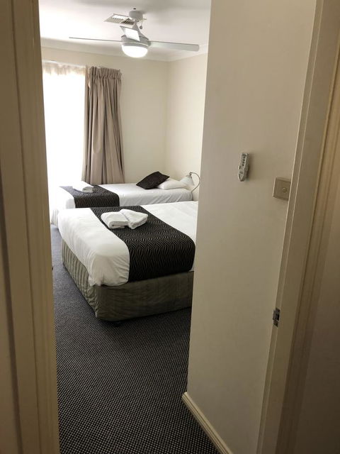 Beaches Serviced Apartments - Australia Accommodation 4