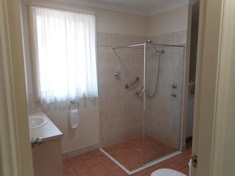 Beaches Serviced Apartments - Australia Accommodation 24