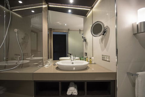Hilton Darwin - Australia Accommodation 24