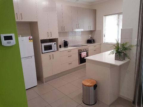 Darwin-Ocean Views, Tropical Getaway, Pool & Aircon - Australia Accommodation 8