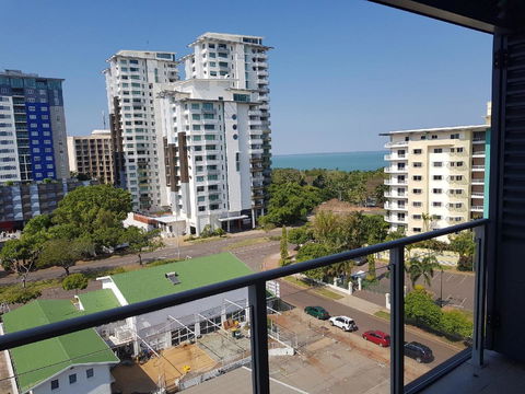 Darwin-Ocean Views, Tropical Getaway, Pool & Aircon - Australia Accommodation 20