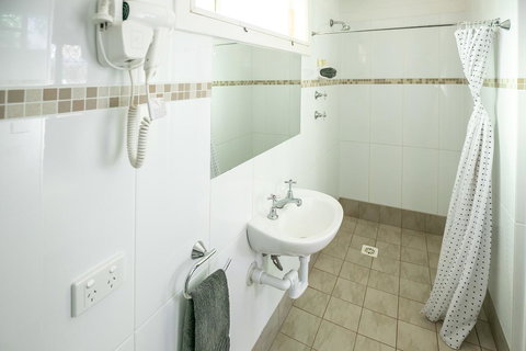 Glen Helen Lodge - Australia Accommodation 14
