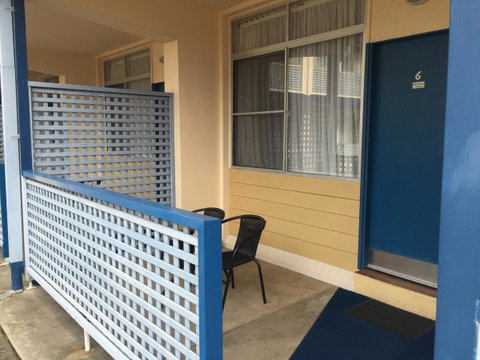 Golden Sands Motor Inn - Australia Accommodation 15