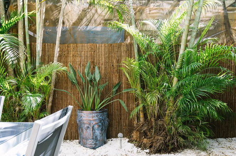 CitySide Apartment - 2 Bedroom With Private Courtyard - Australia Accommodation 11