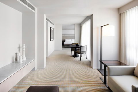 Hotel Realm - Australia Accommodation 13