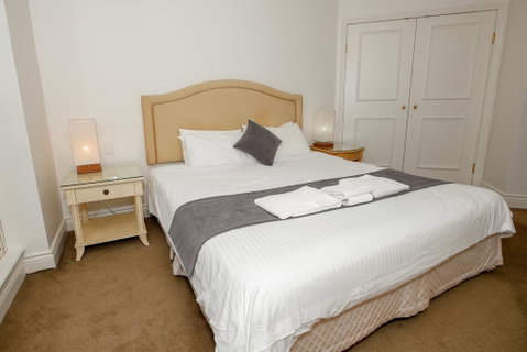 Bond 1603 - Australia Accommodation 3