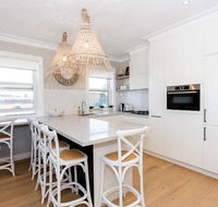 BONDI BREEZE-hosted byL'Abode Accommodation - Australia Accommodation