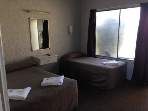 Boomerang Hotel - Australia Accommodation 3