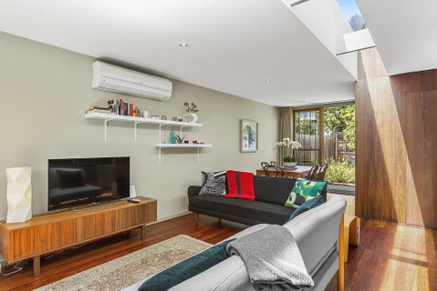 BOUTIQUE STAYS - Curran Terrace - Australia Accommodation 1