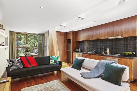 BOUTIQUE STAYS - Curran Terrace - Australia Accommodation 0