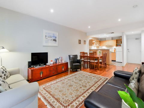Boutique Stays - River Boulevard, Richmond Apartment - Australia Accommodation 3