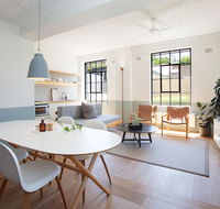 Boutique Sunlit Studio with Designer Furnishings - Australia Accommodation
