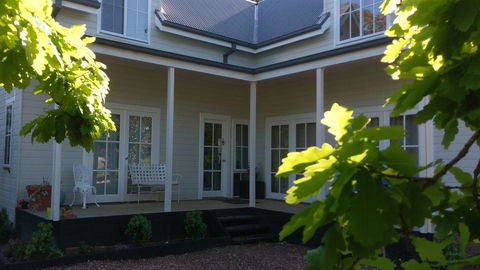 Bradshaw House - Australia Accommodation 0