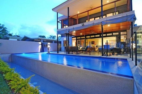 Bramston Beach - Luxury Holiday House - Australia Accommodation 0