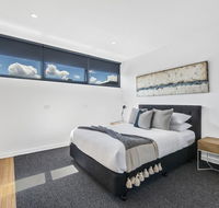 Brand new beachside studio apartment - Australia Accommodation