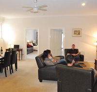 Brayfield Cottage - Australia Accommodation