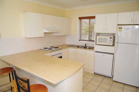 Breakers 1, 13 East Street - Australia Accommodation 1