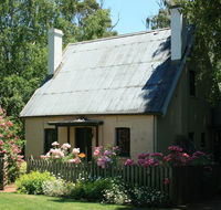 Brickendon - Australia Accommodation
