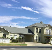 Bridges on Meninya Motel  Apartments - Australia Accommodation