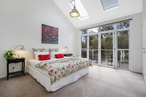 Bright Bliss - Luxury Guesthouse - Australia Accommodation 1