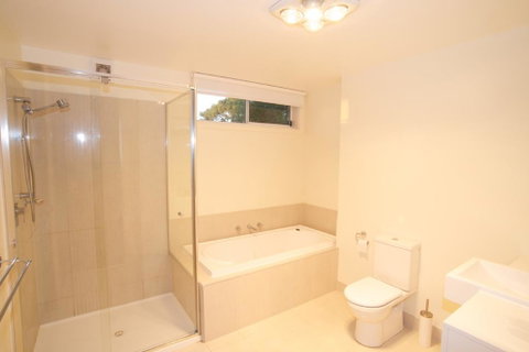 Broadbeach Inverloch Resort - Australia Accommodation 1
