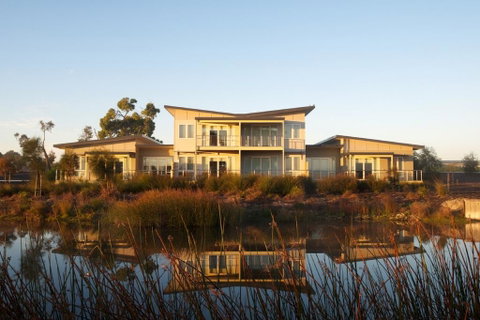Broadbeach Inverloch Resort - Australia Accommodation 0