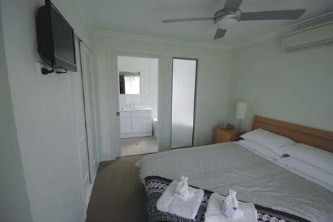 Broke Village Hideaway - Australia Accommodation 1