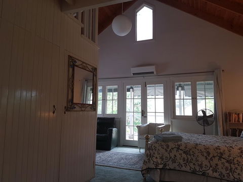 Brookvale House Balingup - Australia Accommodation 2