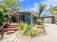 Bryce Street 30 - Ultimate Beach Shack
