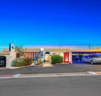 Bundaberg Coral Villa Motor Inn - Australia Accommodation