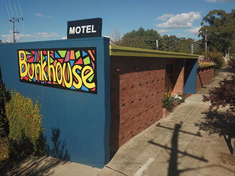 Bunkhouse Motel - Australia Accommodation 0