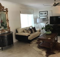 Bunya Cottage - Australia Accommodation