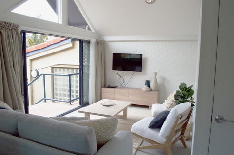 Byron Bay Beachfront Apartments - Australia Accommodation 1