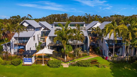 Byron Bay Beachfront Apartments - Australia Accommodation 0