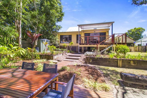 CABARITA BEACH BLISS - HOLIDAY HOME ON THE LAKE - Australia Accommodation 0
