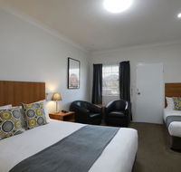 Cadman Motor Inn and Apartments - Australia Accommodation