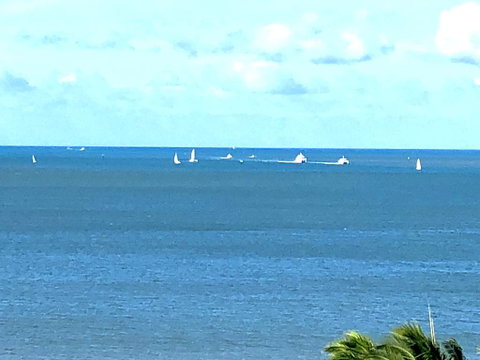 Cairns Apartment Esplanade Ocean Views - Australia Accommodation 2