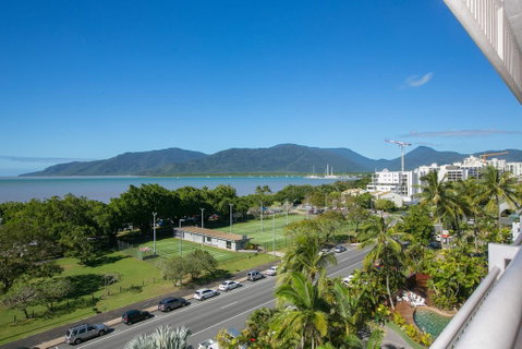 Cairns Luxury Waterfront Apartment - Australia Accommodation 1