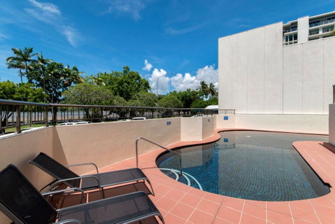 Cairns Ocean View Apartment In Aquarius - Australia Accommodation 2