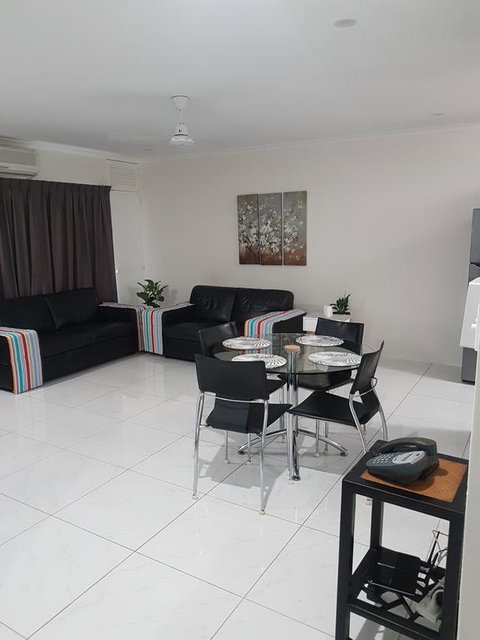 Cairns Prime Location Esplanade Self Contained Apartment With Wifi - Australia Accommodation 2