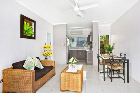 Cairns Reef Retreat - Australia Accommodation 0