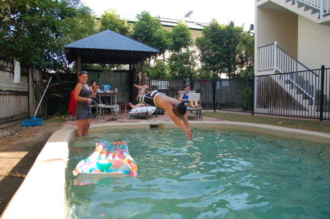 Cairns Sharehouse Apartment - Australia Accommodation 1