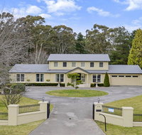 Camelot - superbly proportioned and ideally located - Australia Accommodation